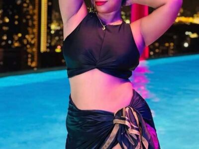 Sexy goddesses available for intimate sessions in private rooms